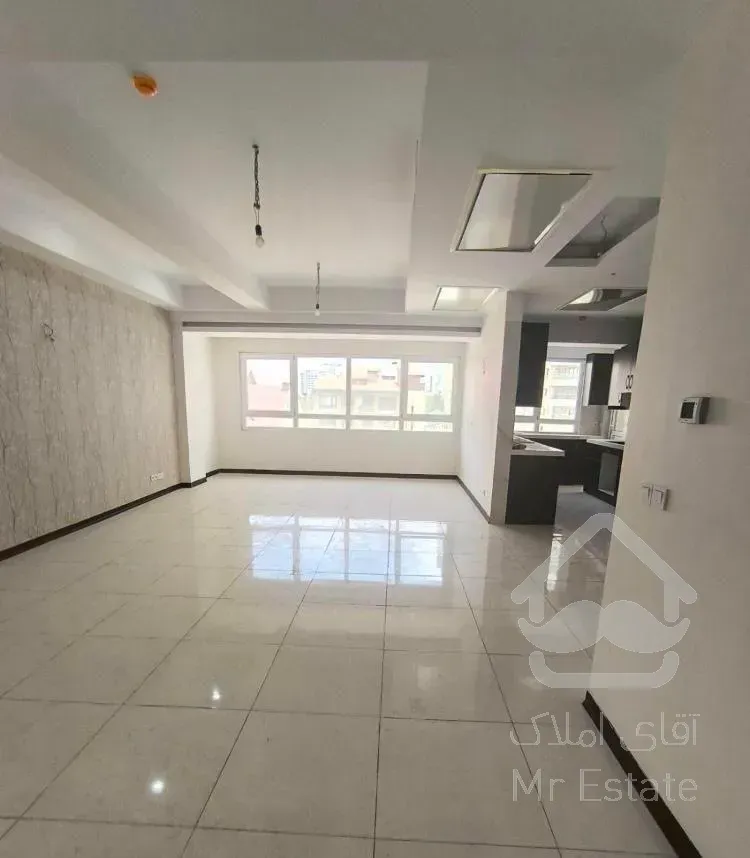 دریاچه چیتگر/سنددار/برج فول/۱۲۰متر۳خواب/وامدار