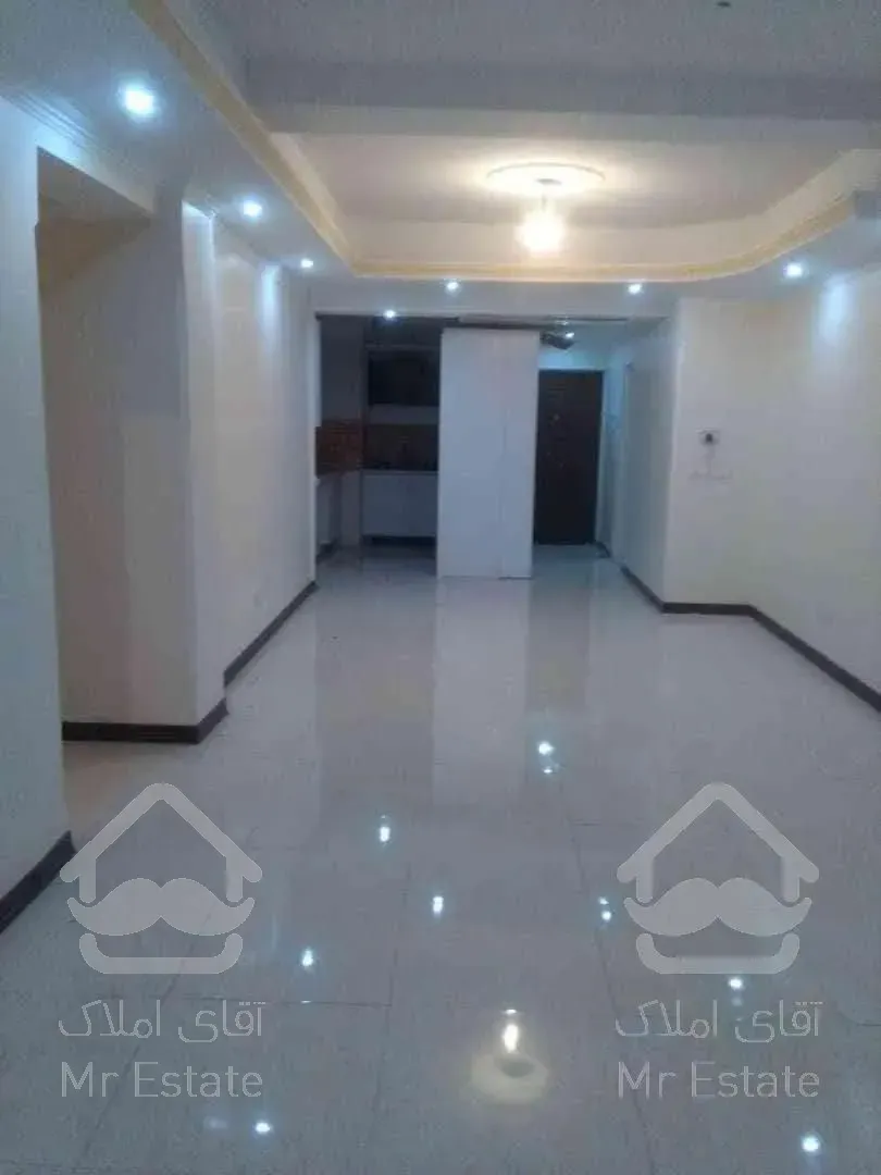 خرید آپارتمان۸۴متری دوخواب اباذر