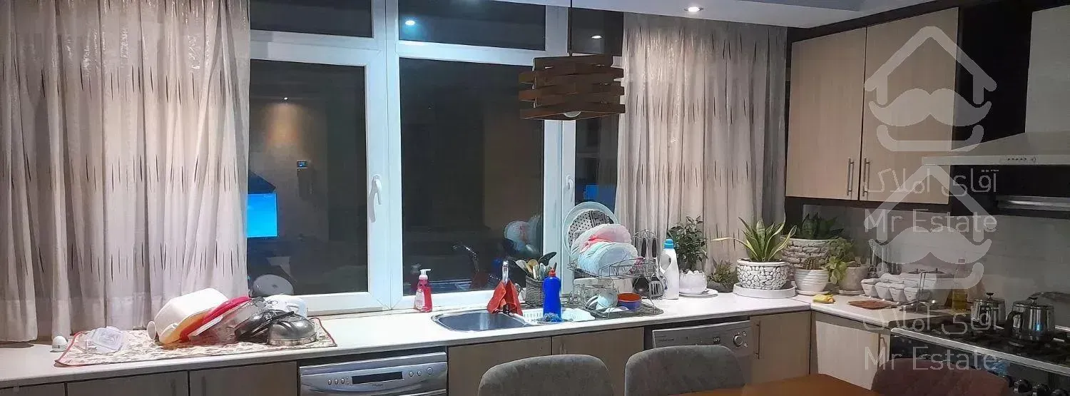 ۹۷ متر  فول امکانات مجیدیه شمالی