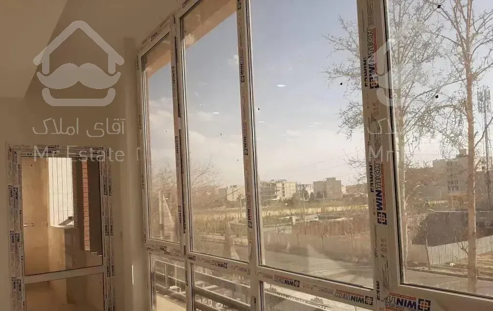 آپارتمان ۱۴۷ متر . سه خواب ‌. بافت اصلی شهرک بنفشه