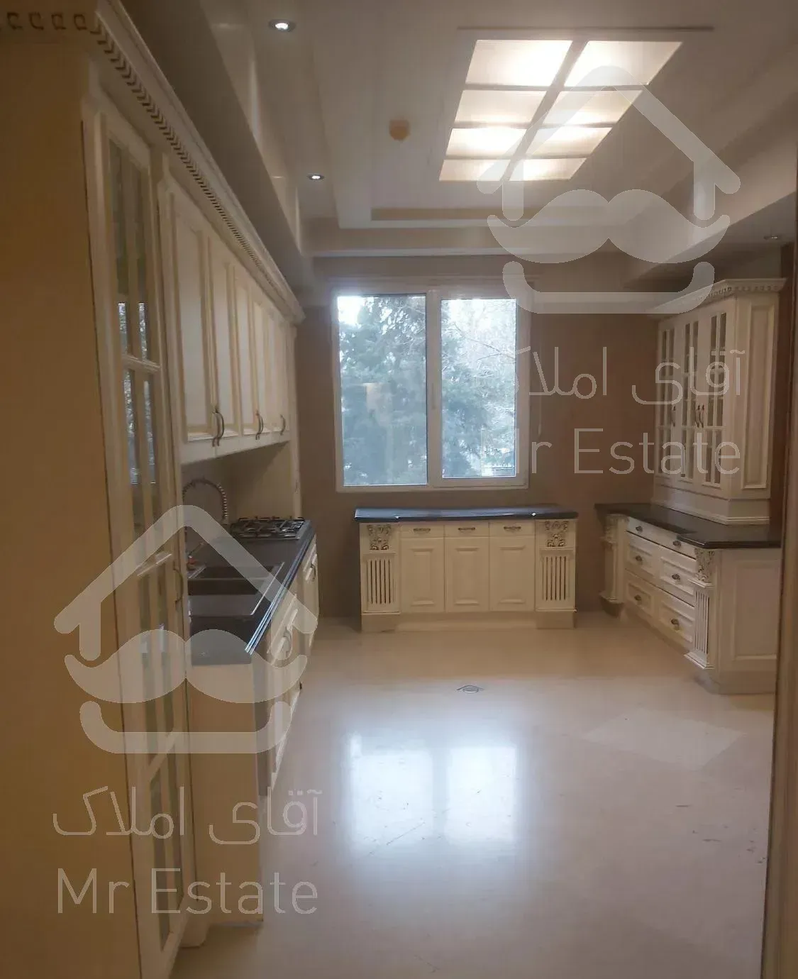 نیاوران ۲۴۷متر غرق نور