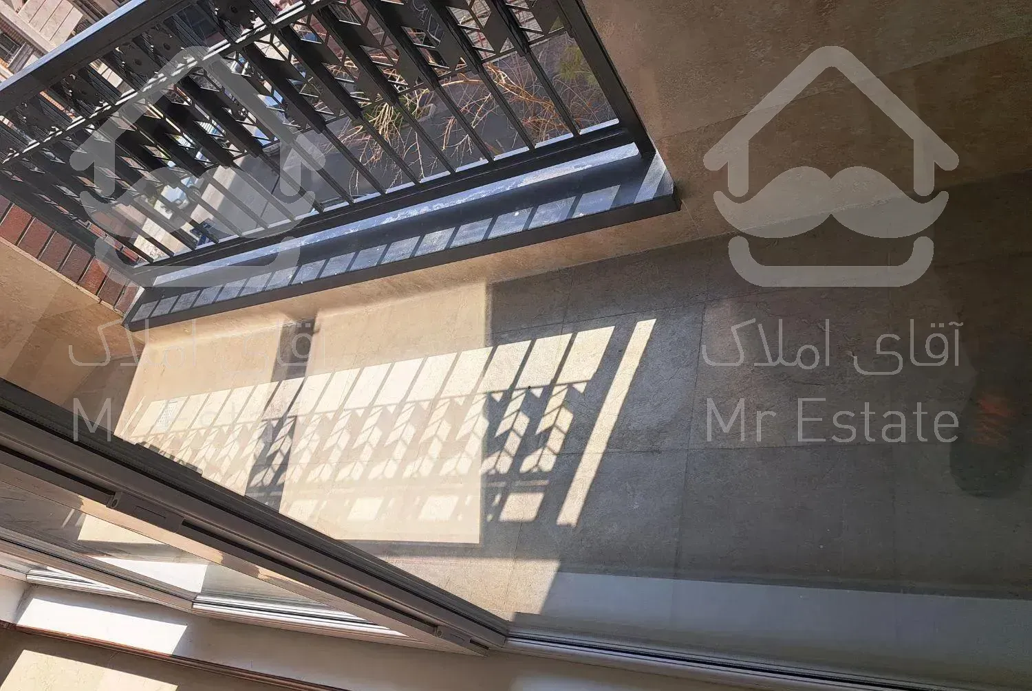 قلهک۱۴۸مترنوساز۲پارکینگ/روف