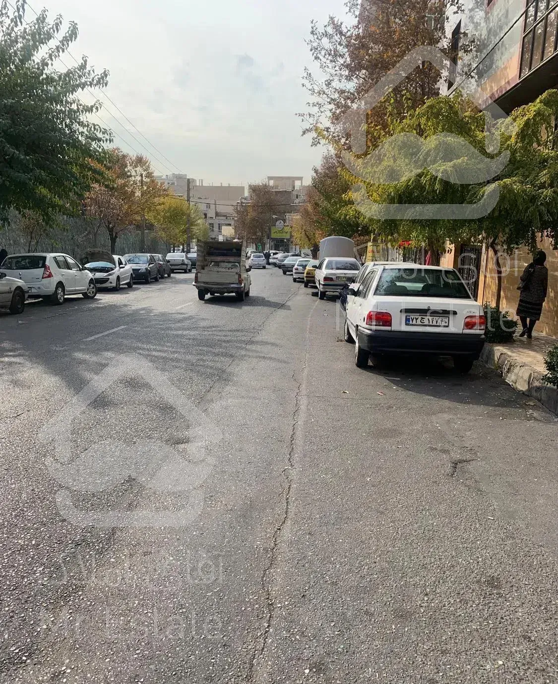 ۸۳ متر دو خواب ( لویزان )