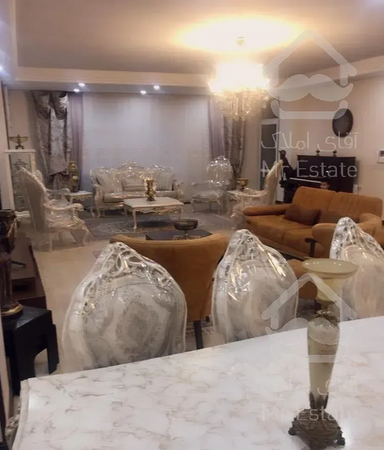 ١٣٥ متر /سه خوابه//شهرک چیتگر