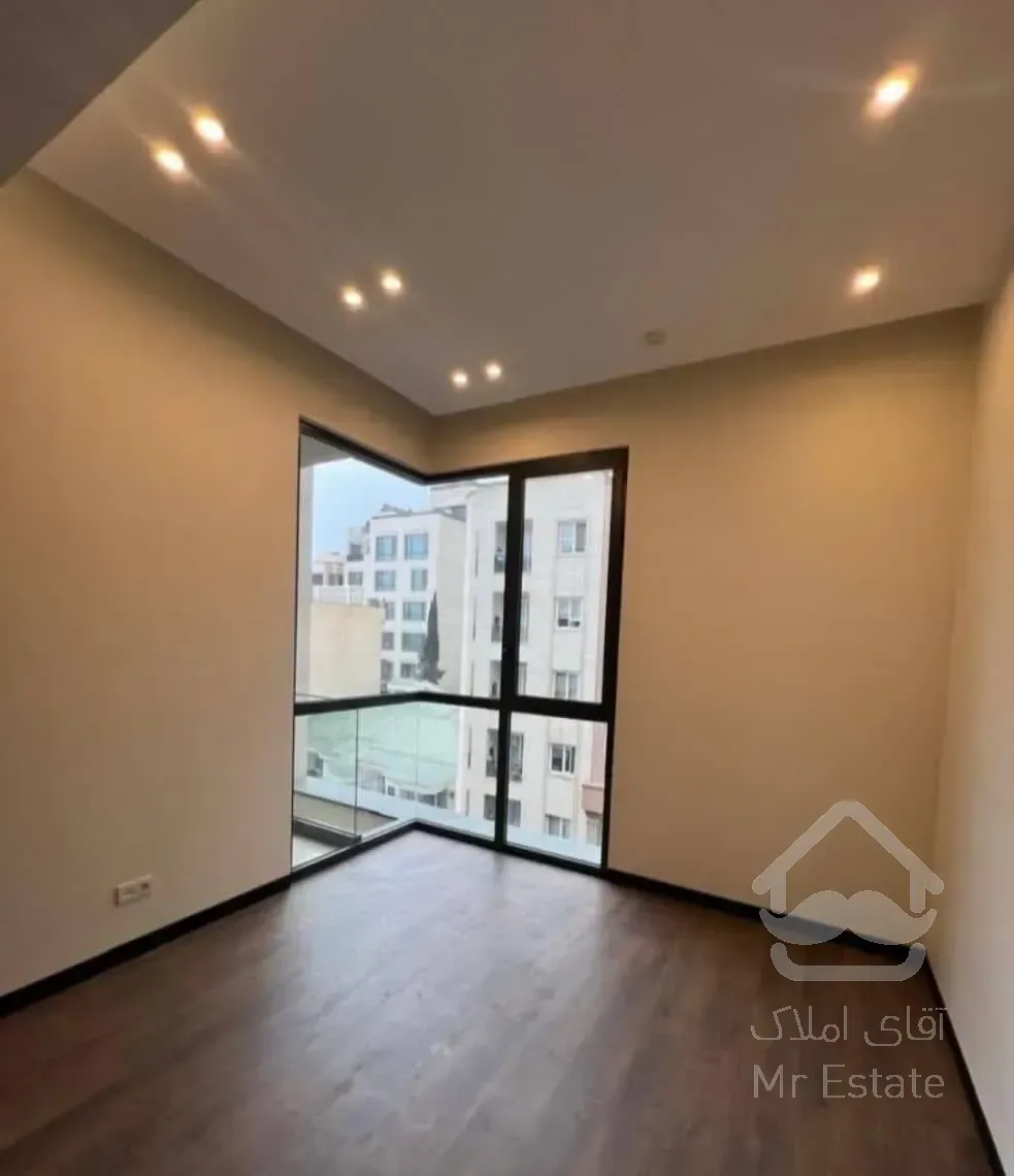 ۱۸۰ متر محمودیه /نوساز + مدرن ، ۲ پارکینگ ، ویودار