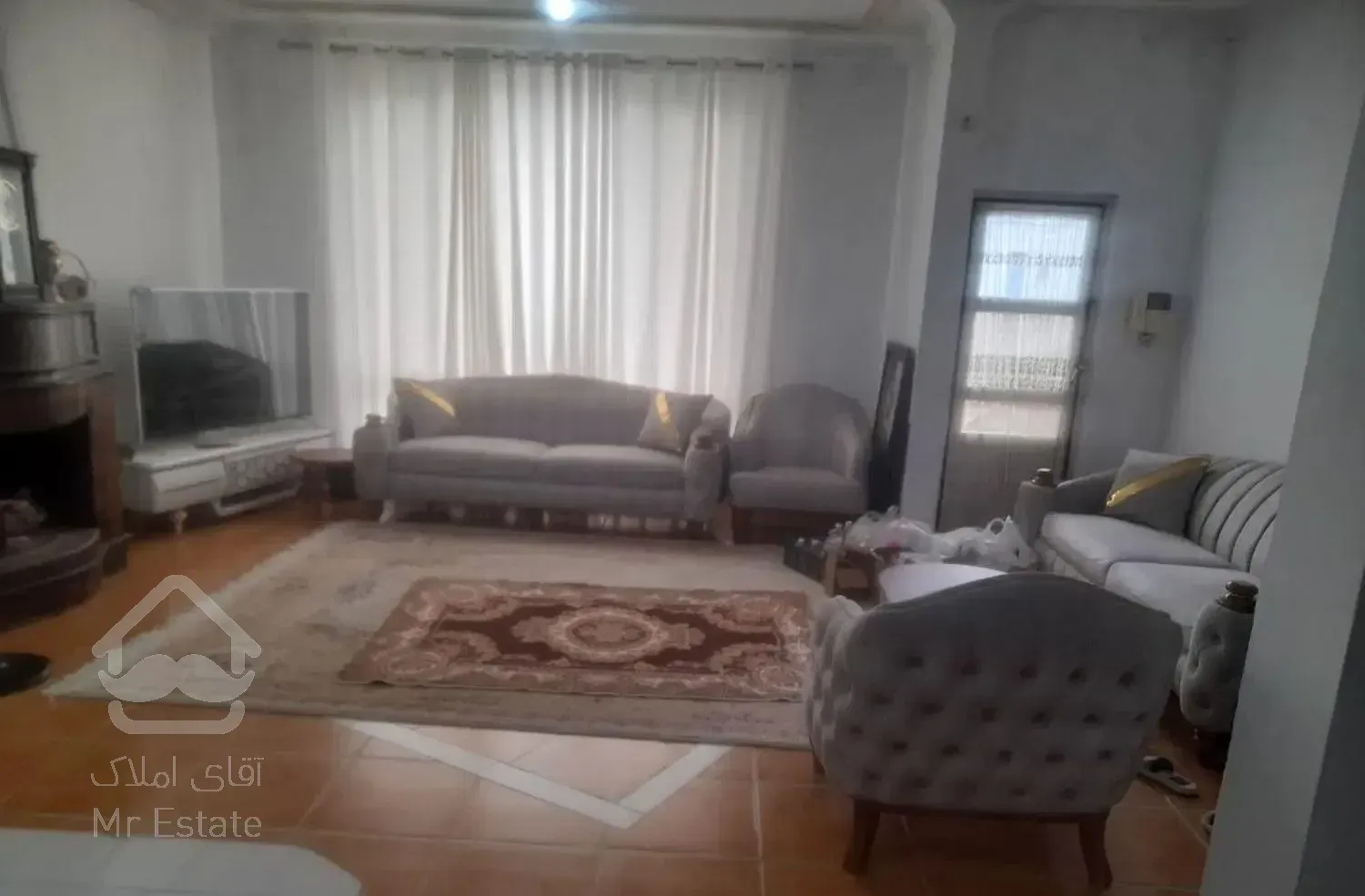 فروش آپارتمان دوخوابه مرکزبهشهرخ فرهنگیان