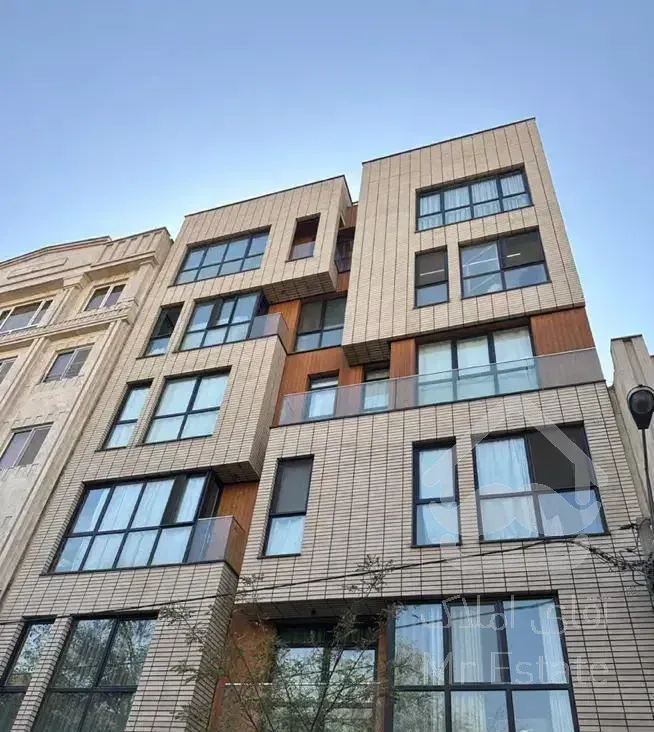 ۱۸۵متر۳خوابه تکواحد نوساز کلیدنخورده لوکس مرزداران