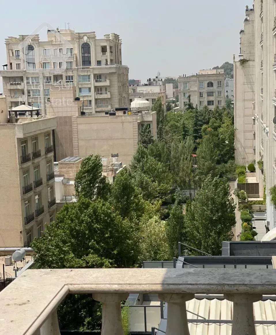 ۱۷۵ متر ولنجک/ ویو بدون مشرف