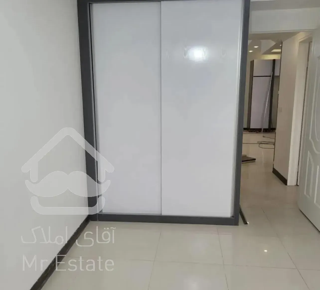 آپارتمان99متری دوخوابه،استخرتهرانپارس