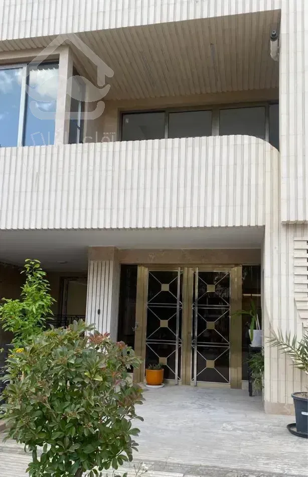 آپارتمان/۱۱۰متر/خانه اصفهان