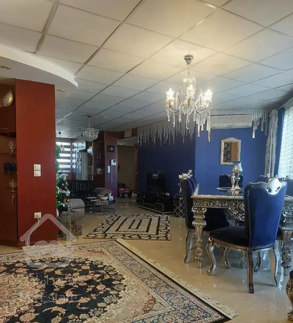 ۱۵۲ متر / قیمت پارسال/ مناسب سکونت و سرمایه‌گذاری