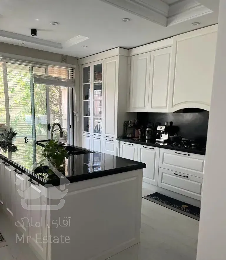 نفت ۹۵ متر ۲ خواب رو به افتاب