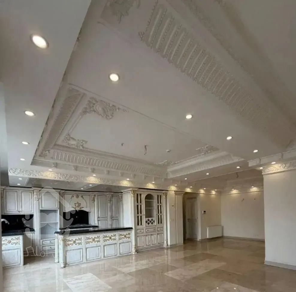 شریـعتی ۱۳۰متر سه خواب/کلید نخورده