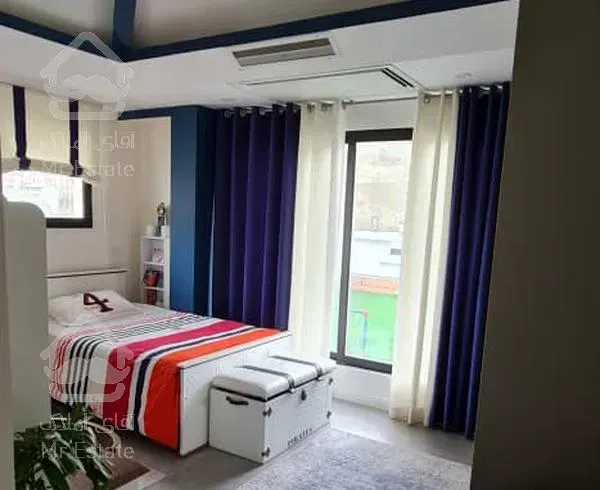 ۱۸۰متر پنت هاوس با تراس وسیع و چشم انداز همیشگی