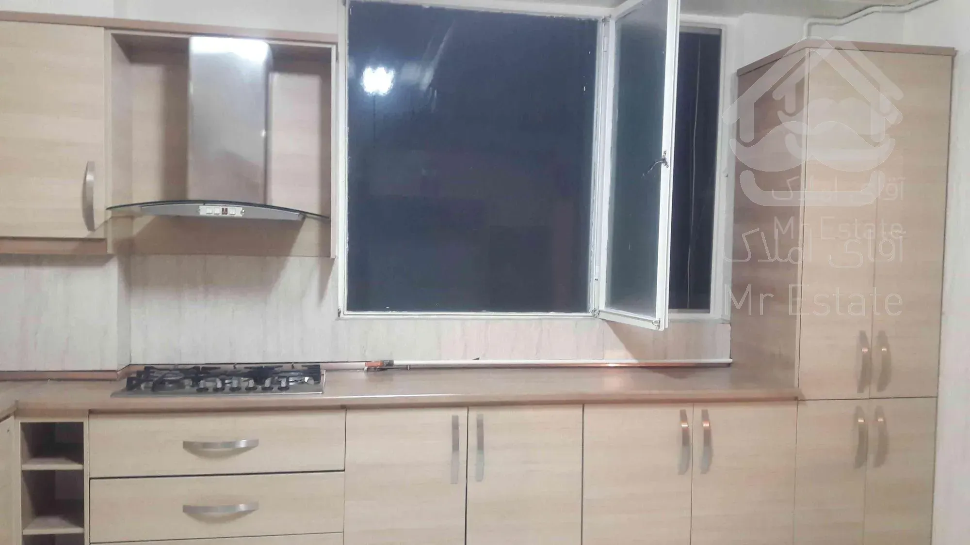 واحد اجاره ای ۱۴۷ متری ۳ خواب در فردوس شرق