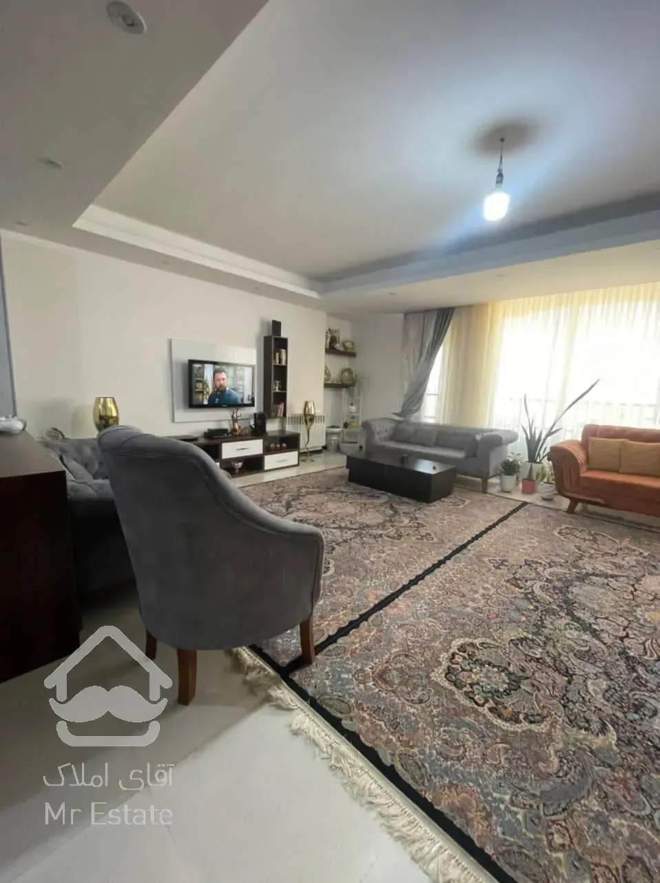 آپارتمان ۱۱۰متری نزدیک خیابان اصلی فروش بااین قیمت فقط تاقبل عید