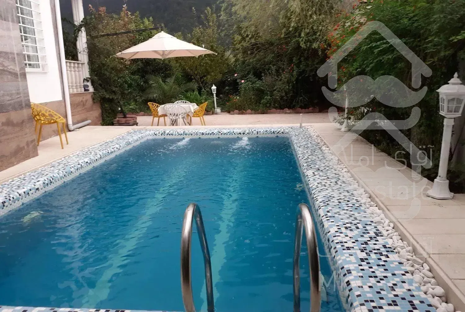 ویلا با استخر اب داع ۴ خواب با چشم انداز زیبا