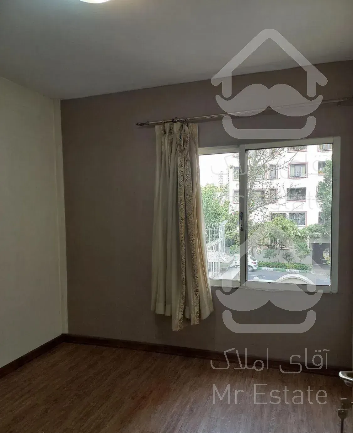 آپارتمان ۱۰۰ متر  ونک