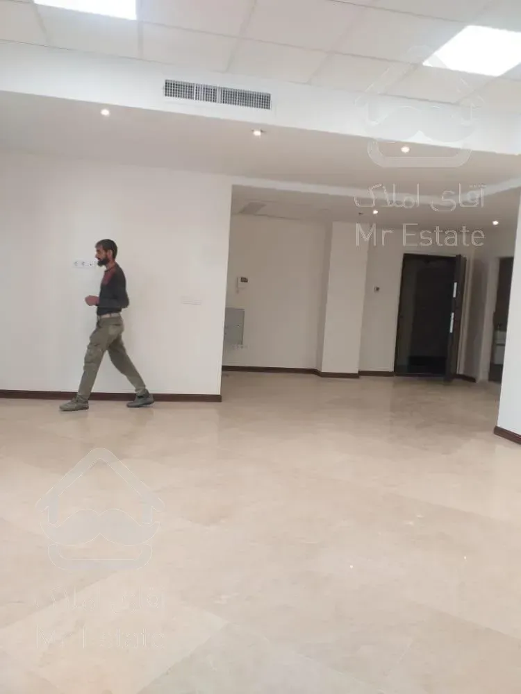 اجاره و رهن دفتر کار سند اداری جردن 350  متر اکازيون