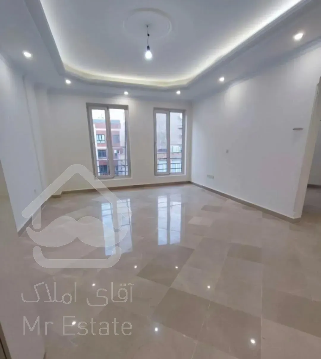 ۶۰ متر / با امکانات / نورگیر عالی / نقشه مهندسی