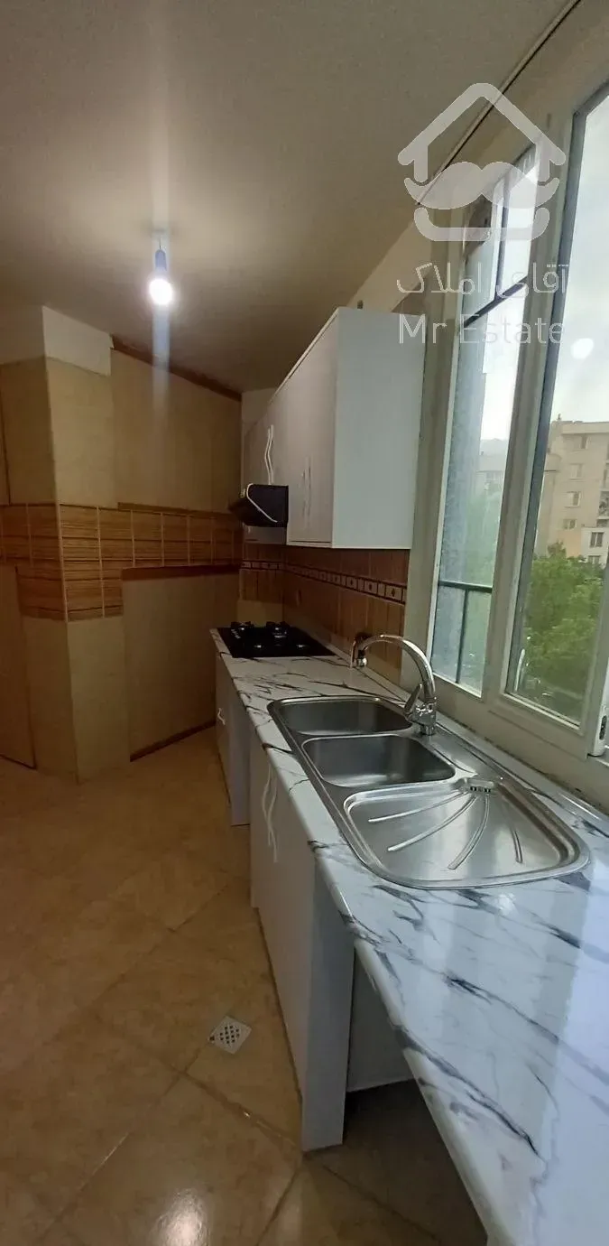 سعادت آباد ۱۳۰متر۳خوابه تکواحدروبه پارک بازسازی شده