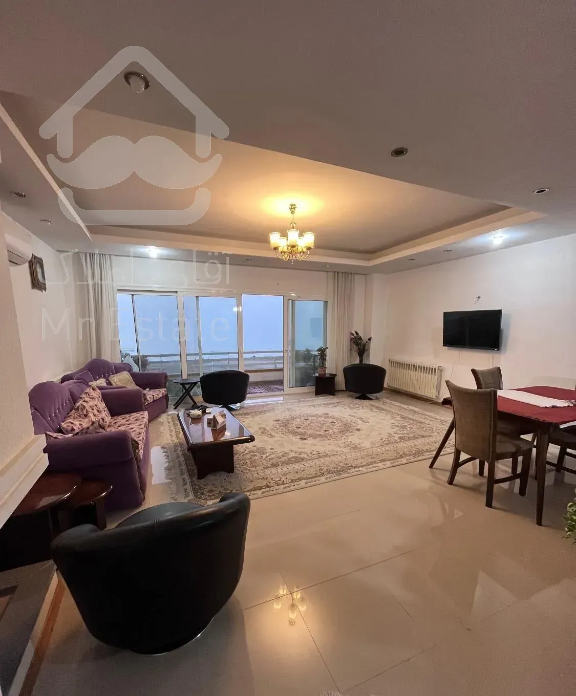 واحد ساحلی خط یک دریا مبله