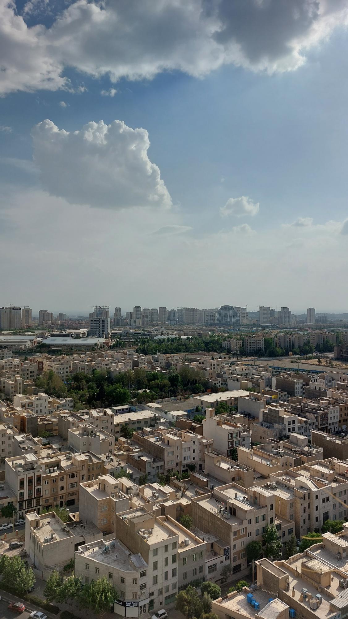 آپارتمان ۱۱۴ متر نوساز برج شاه نشین پارسی المپیک