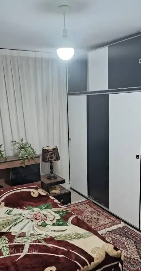 آپارتمان ۷۵ متری ۲ خواب طبقه اول پارکینگ و انباری