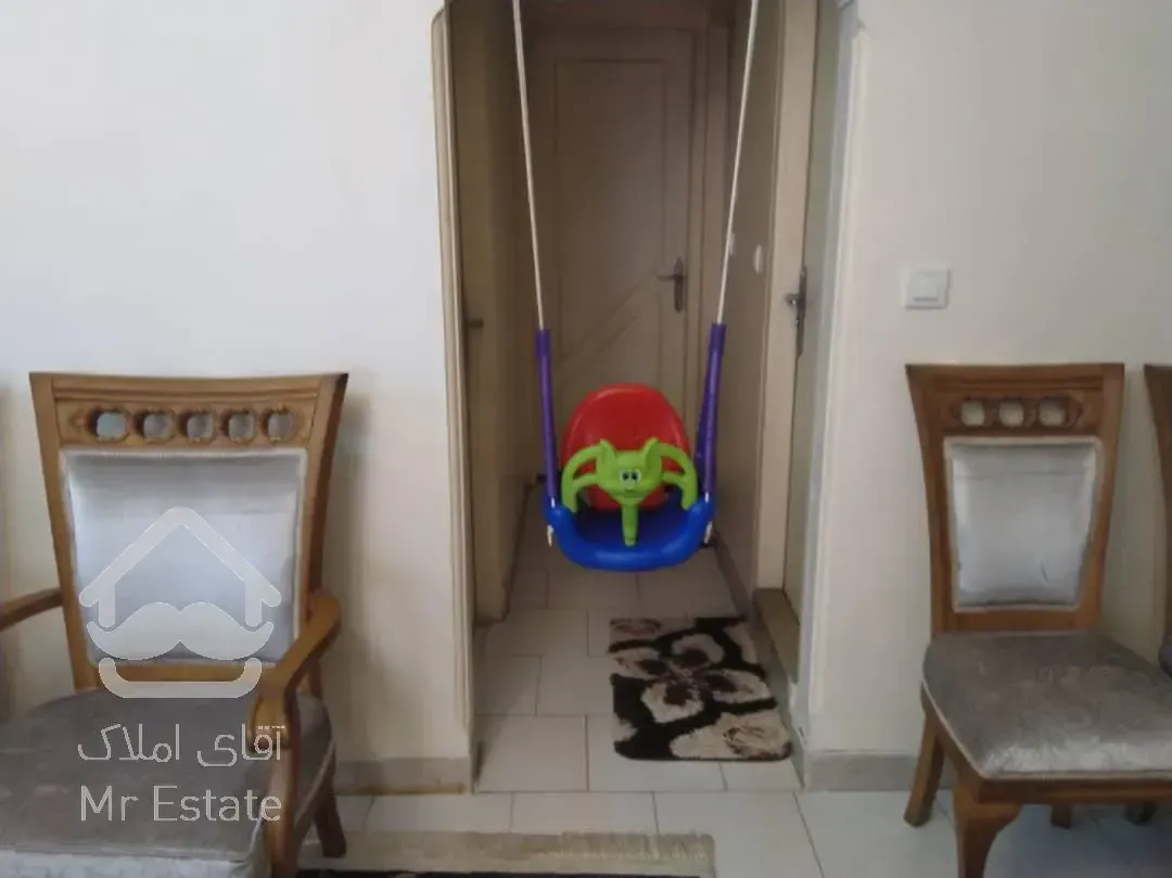 اپارتمان۶۱متری ۲ خواب،سال۸۰،امکلنات عالی، نورگیر عالی، قیمت مناسب