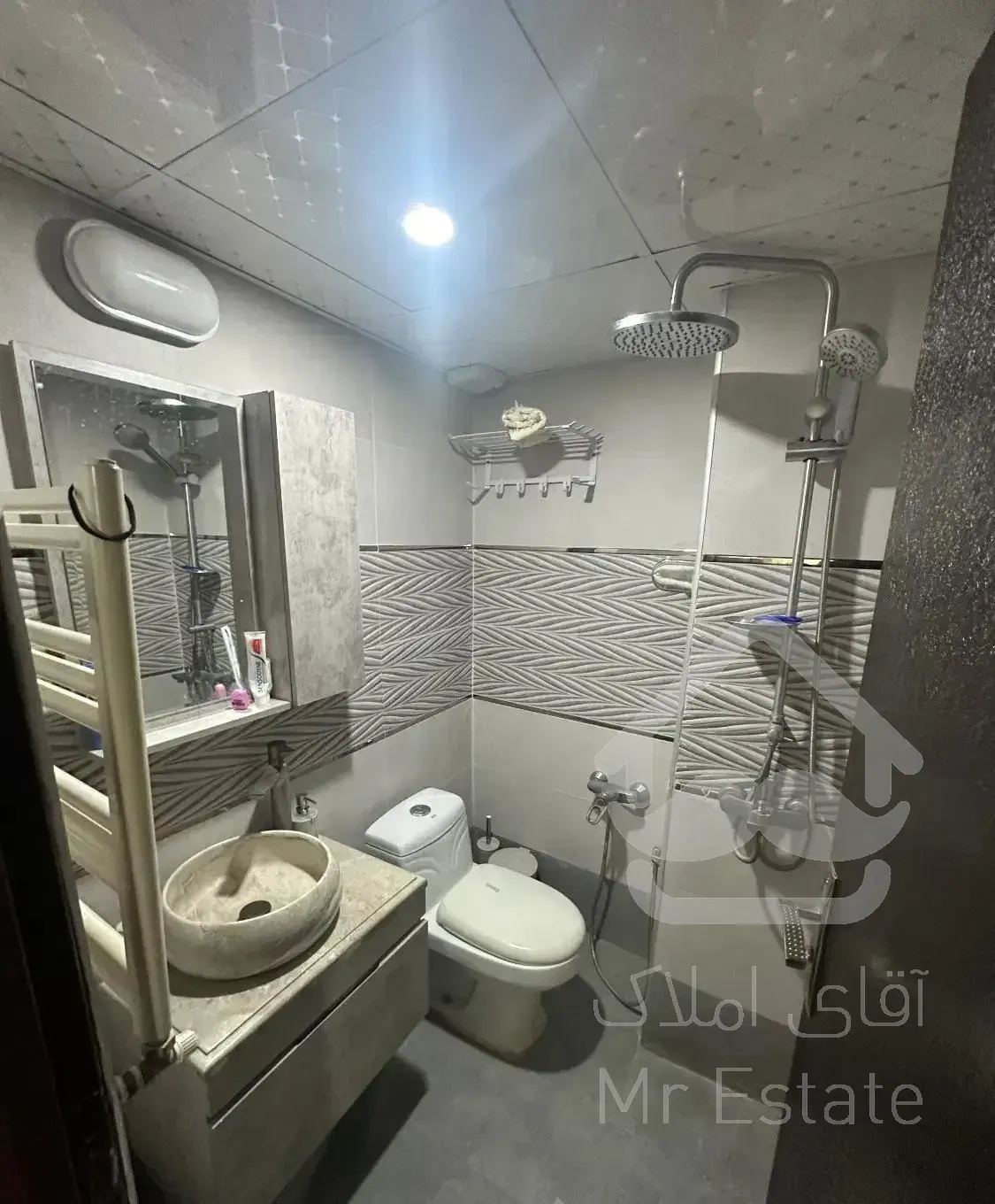 آپارتمان ۷۰ متر دو‌خواب/ درکه/ بازسازی شده