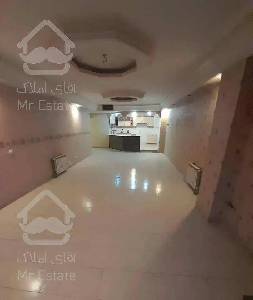 ۹۲متری*طبقه دوم سندی*تخلیه*بلوار پاستور آژیده