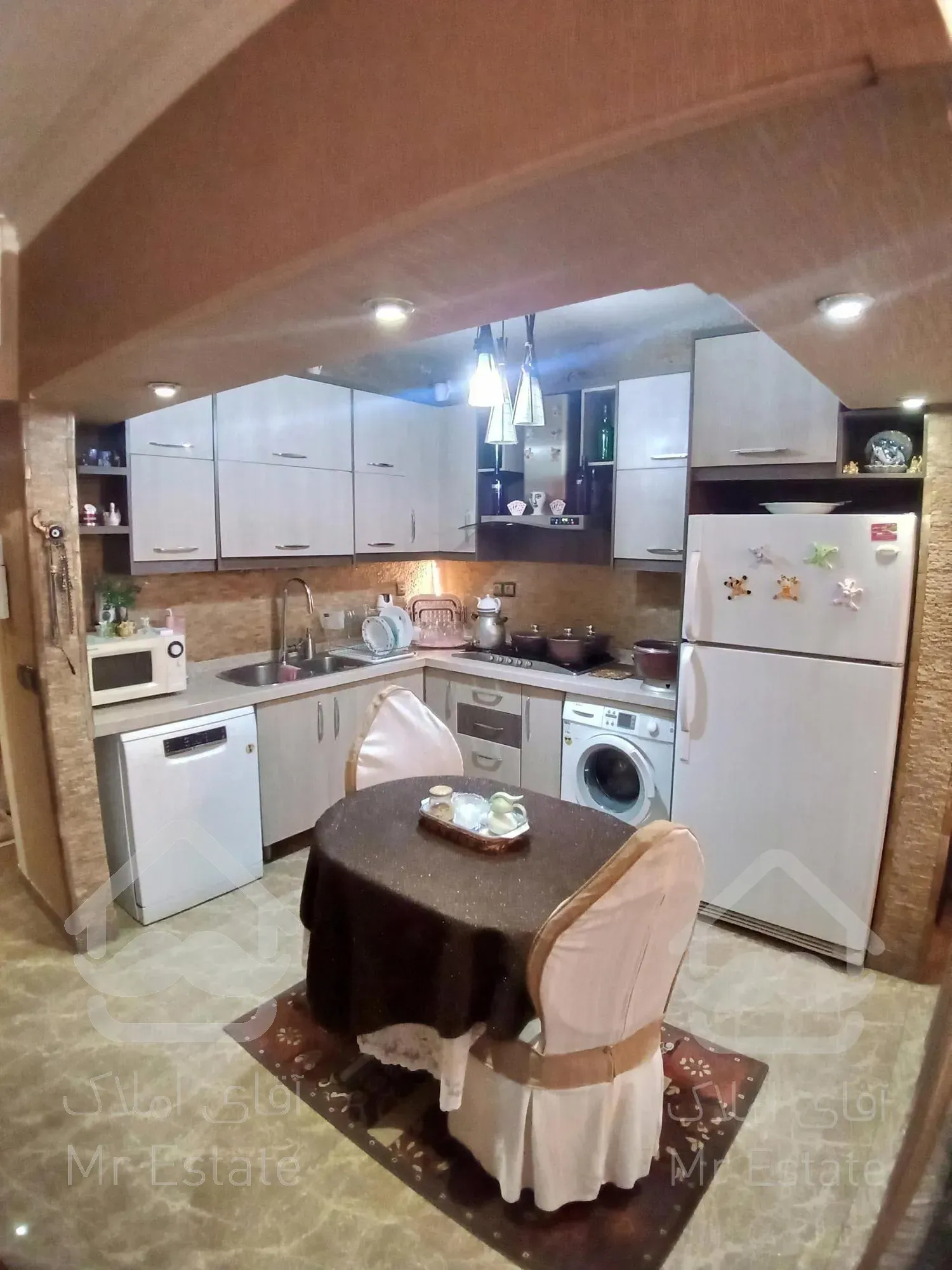 95متر 2خواب/فول بازسازی  مهندسی ساز/کوی فردوس