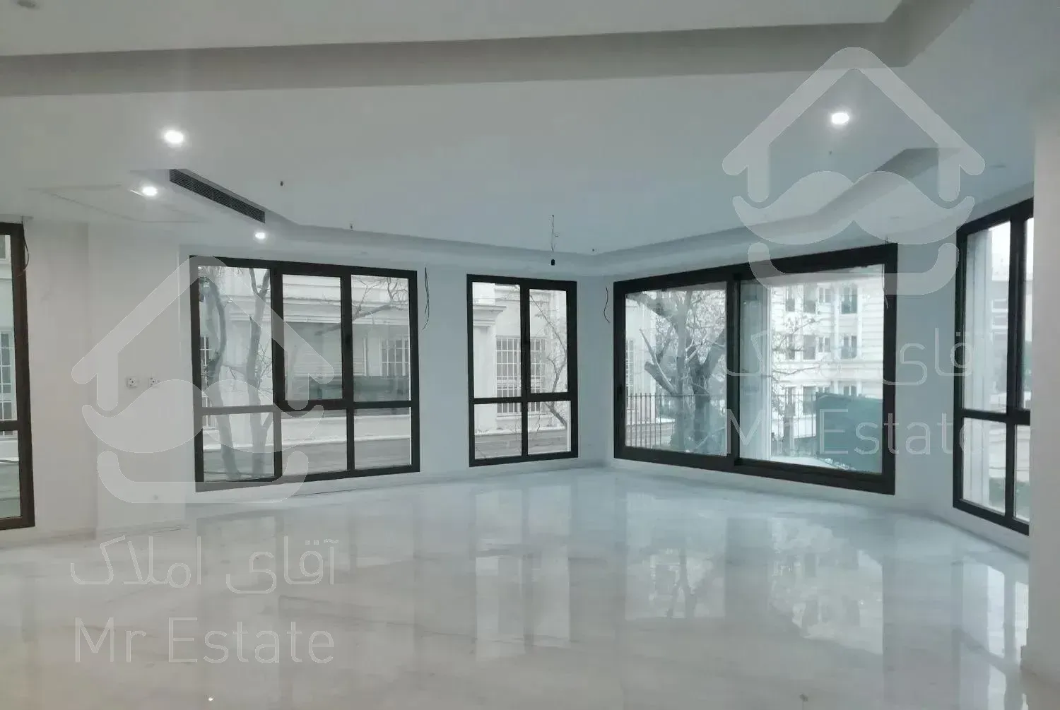 زعفرانیه 1200متر/مغازه/ارتفاع سقف بلند(کلیه مشاغل)