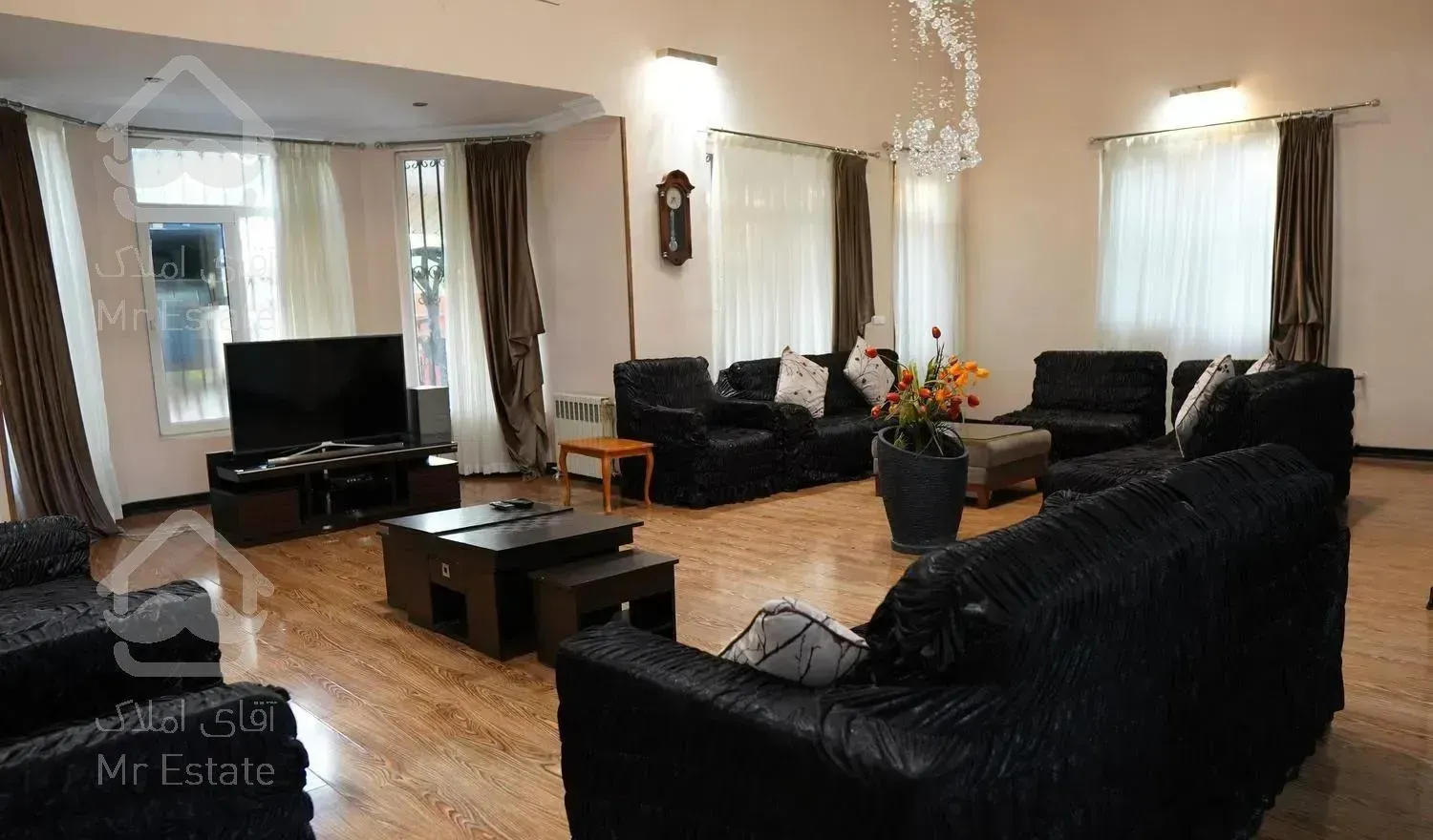 اجاره ی 2000 متر ویلا