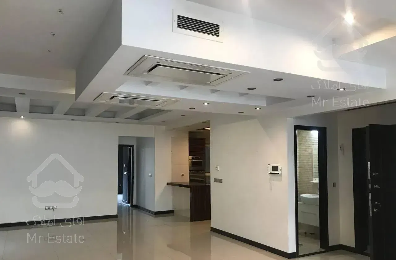 آپارتمان/۱۳۵متری /دوخواب /