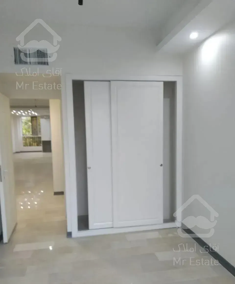 تهرانپارس 110 متر 2 خواب کلید نخورده