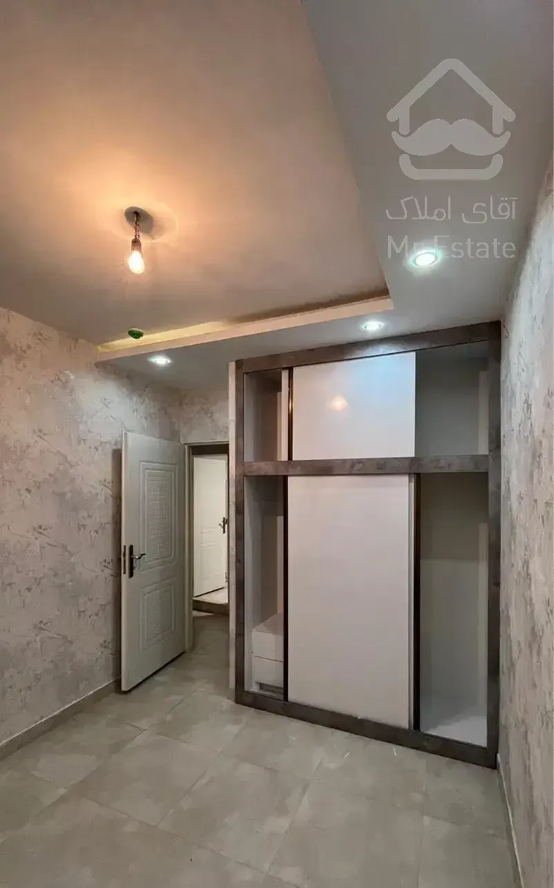 آپارتمان ۲۲۰ متری ۴خواب فول امکانات بلوارگیلان