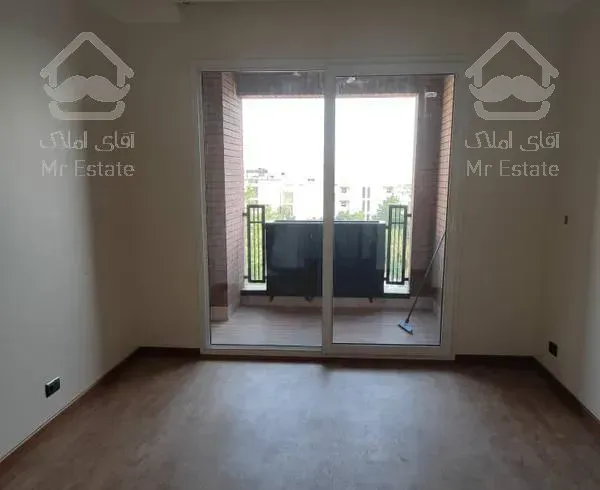 ۱۰۵ متر،  ۲ خواب،  بالای اسبی