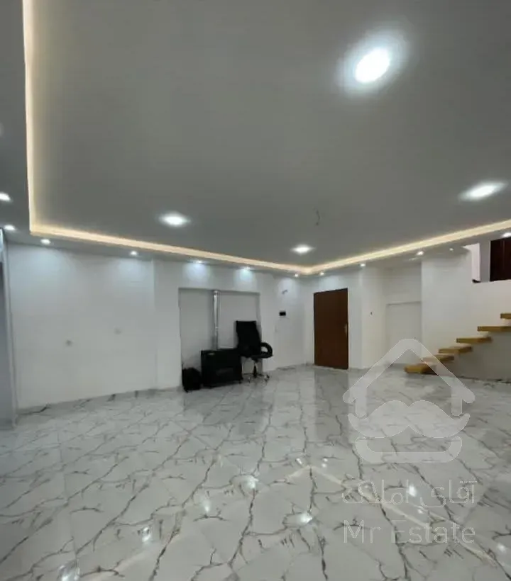 فروش خانه ویلایی ۱۴۰متری دوبلکس همراه مغازه درگلها