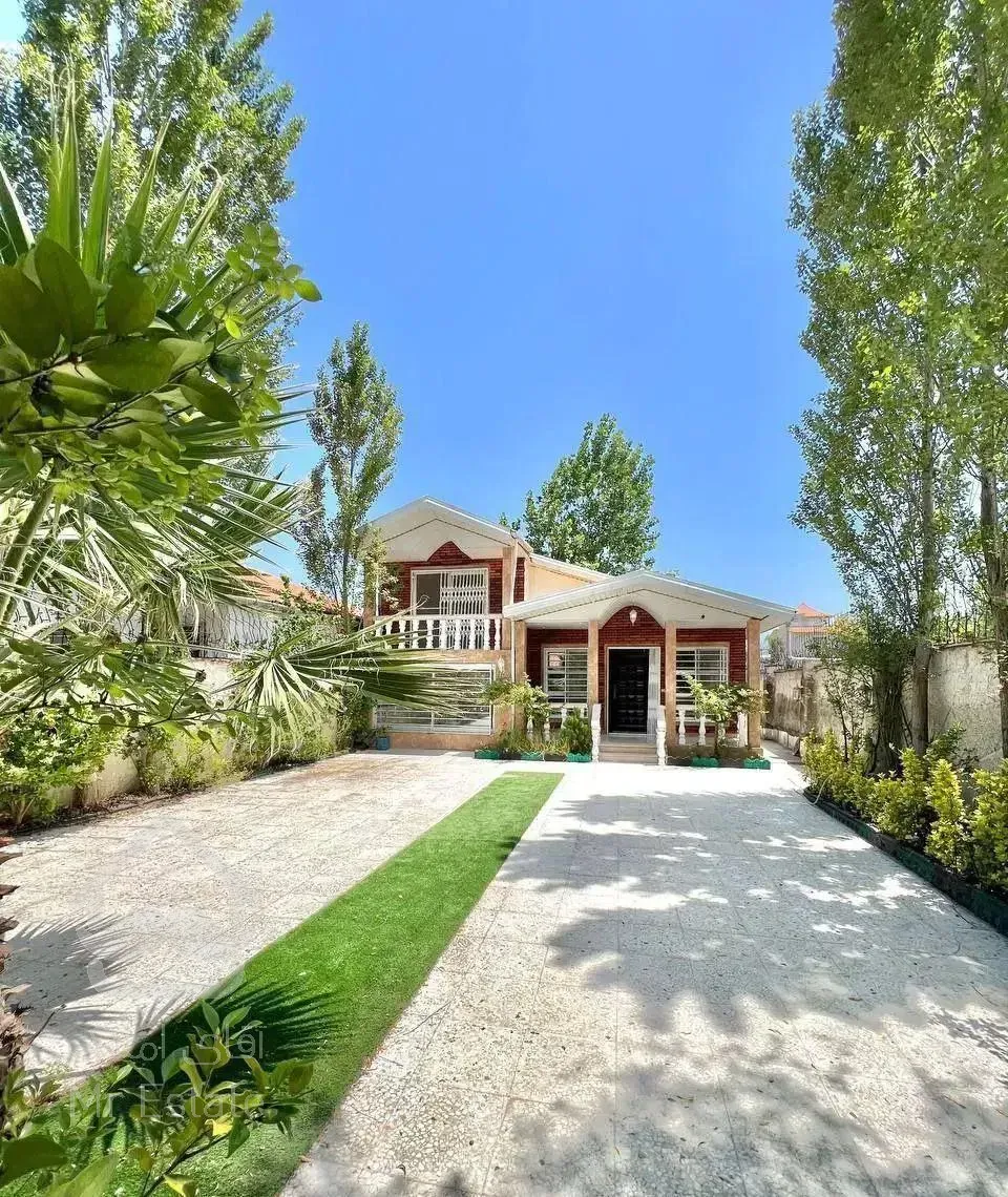 ویلا باغچه نیم پیلوت/شهرکی/نزدیک جنگل و دریا