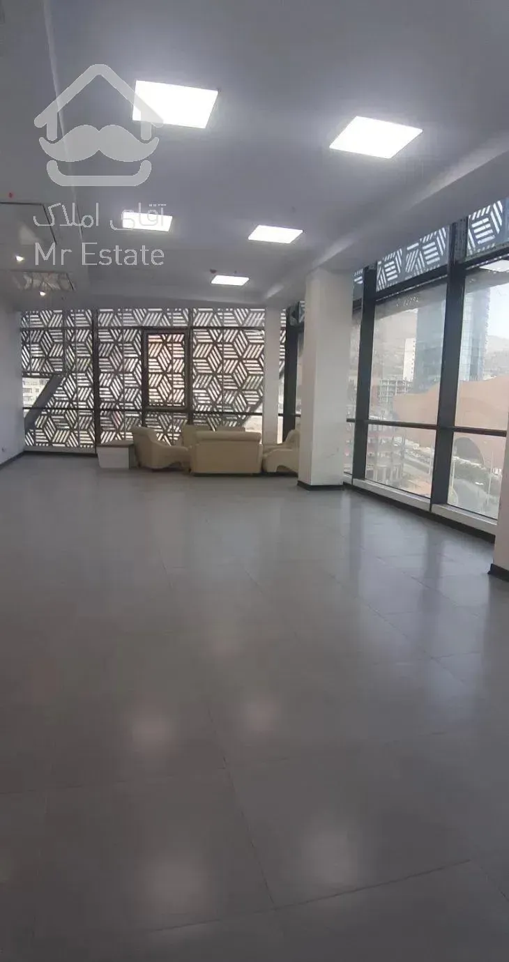 ۷۶متر سند اداری آکاداسنتر*جوار دریاچه چیتگر