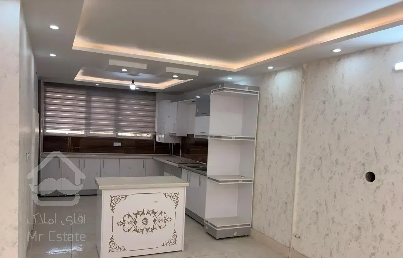 ۸۰ متر طبقه راه جدا بلوار اول