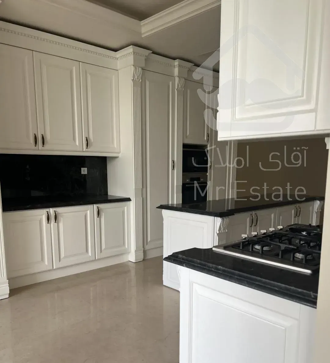 ۲۰۰ متر کلید نخورده در ونک شیخ بهایی شمالی