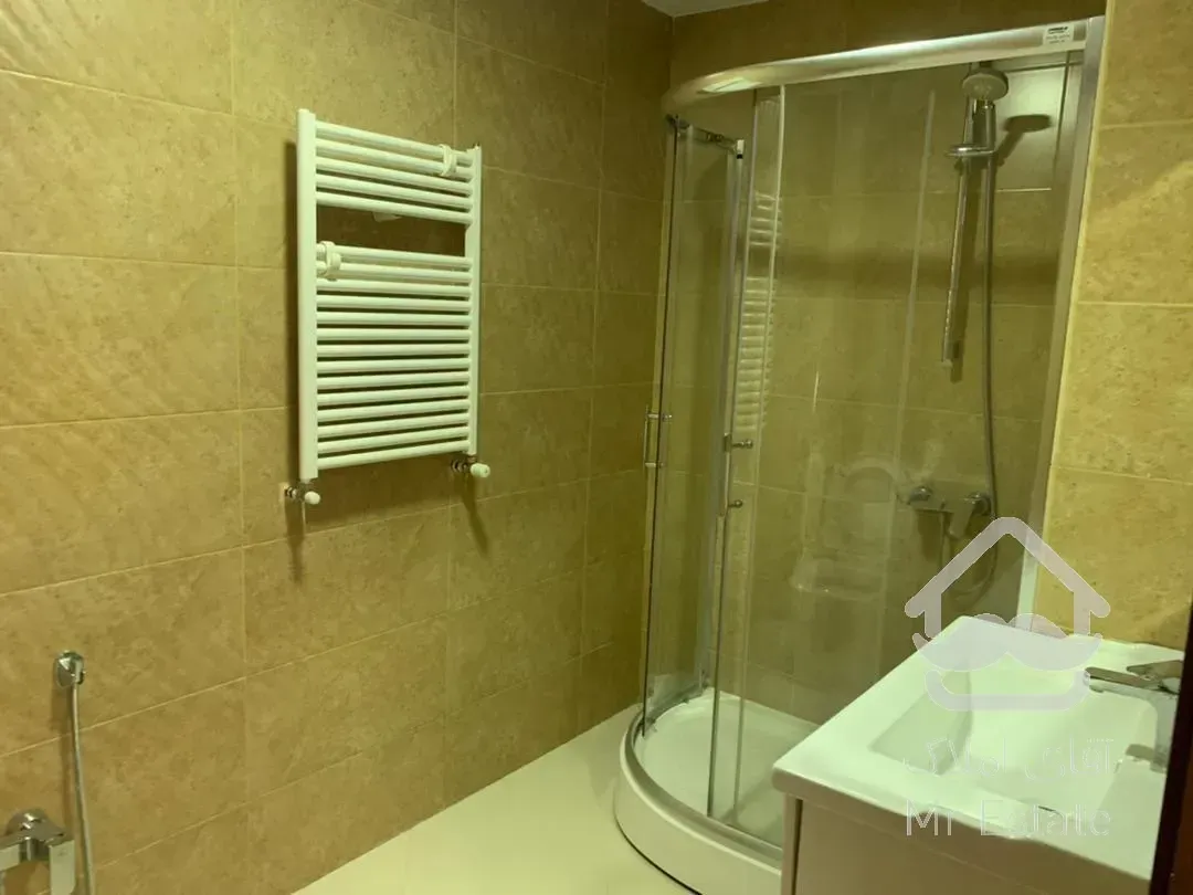 اجاره و رهن آپارتمان فرشته 275  متر شیک