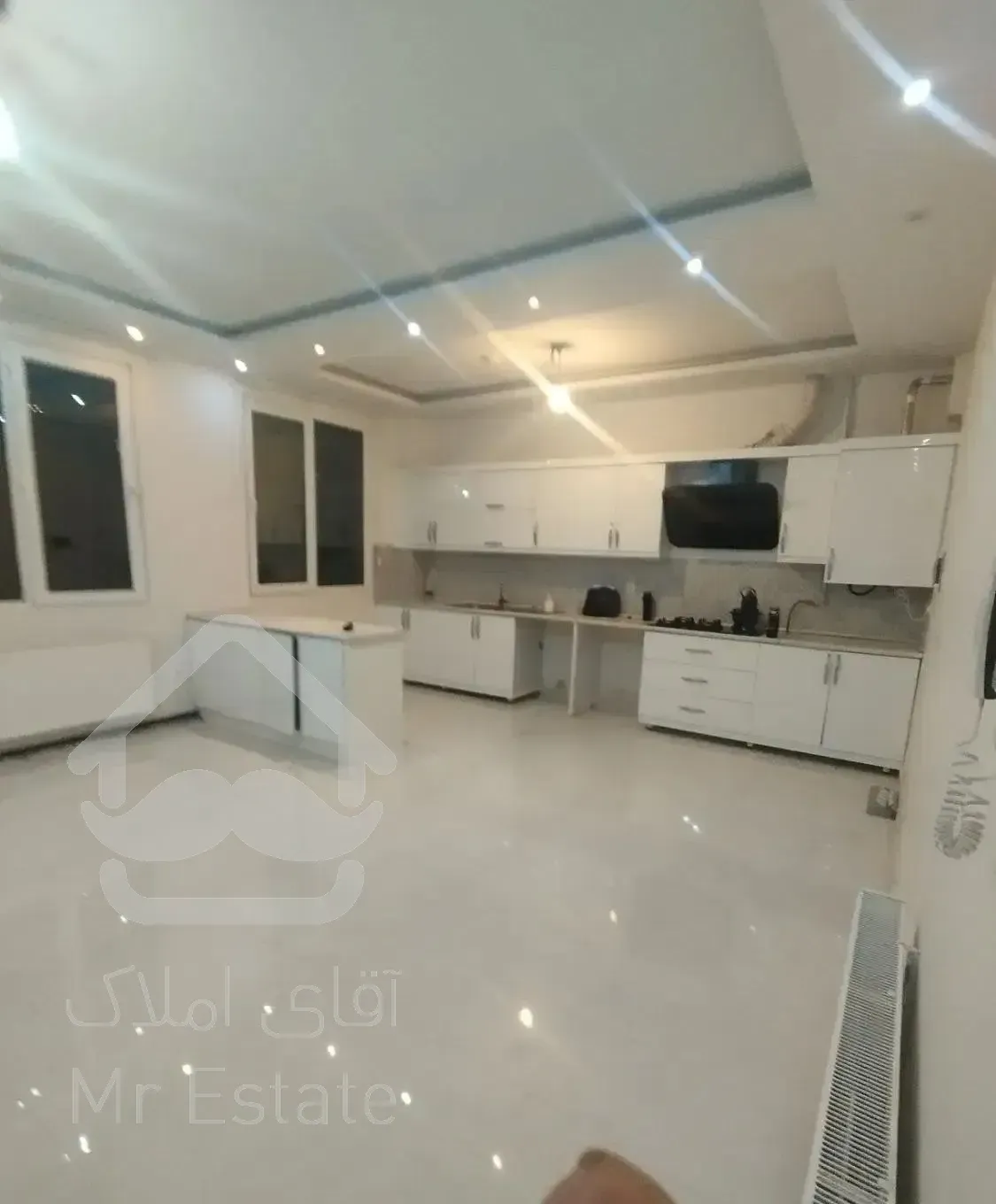 90متر**اوایل اقبال*شیک خوش نقشه