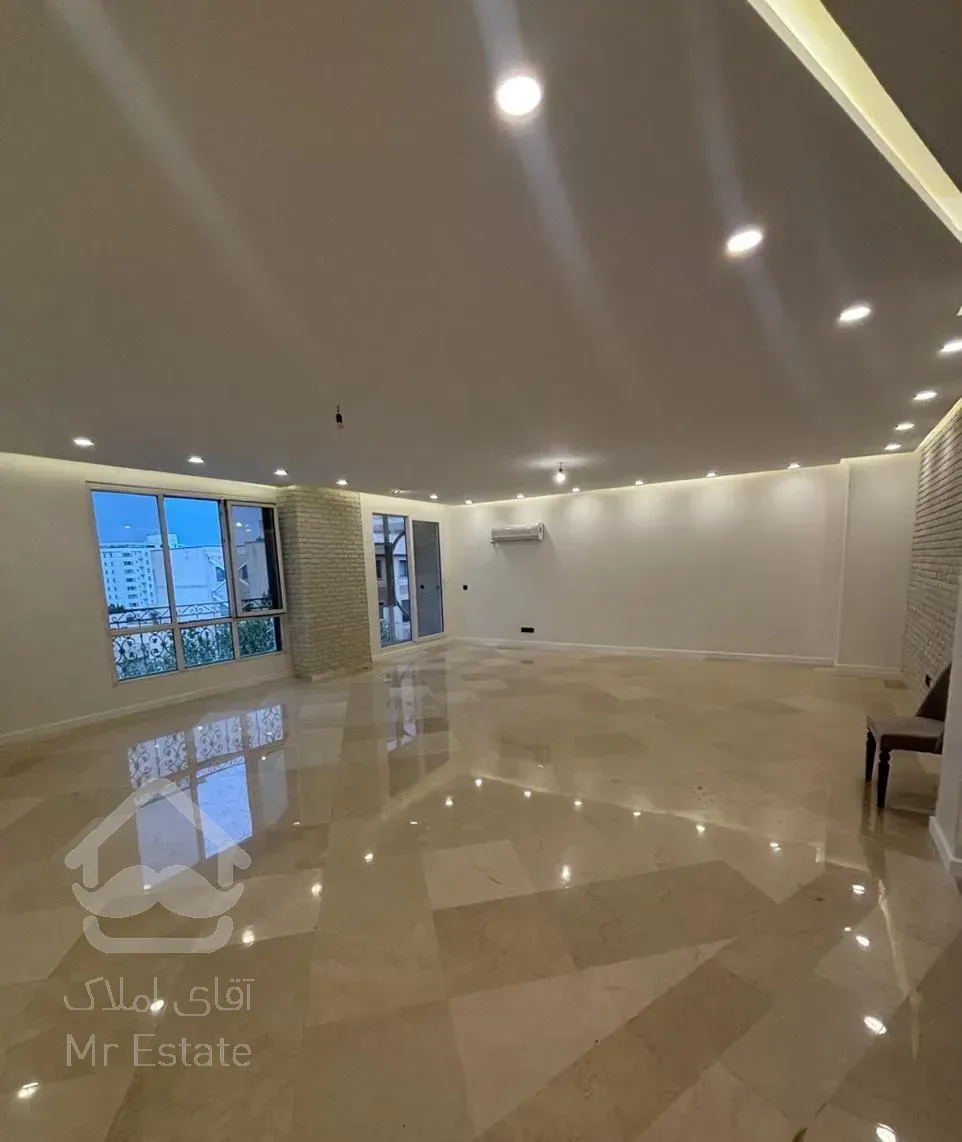 آپارتمان ۱۹۵ متری ویو نیاوران