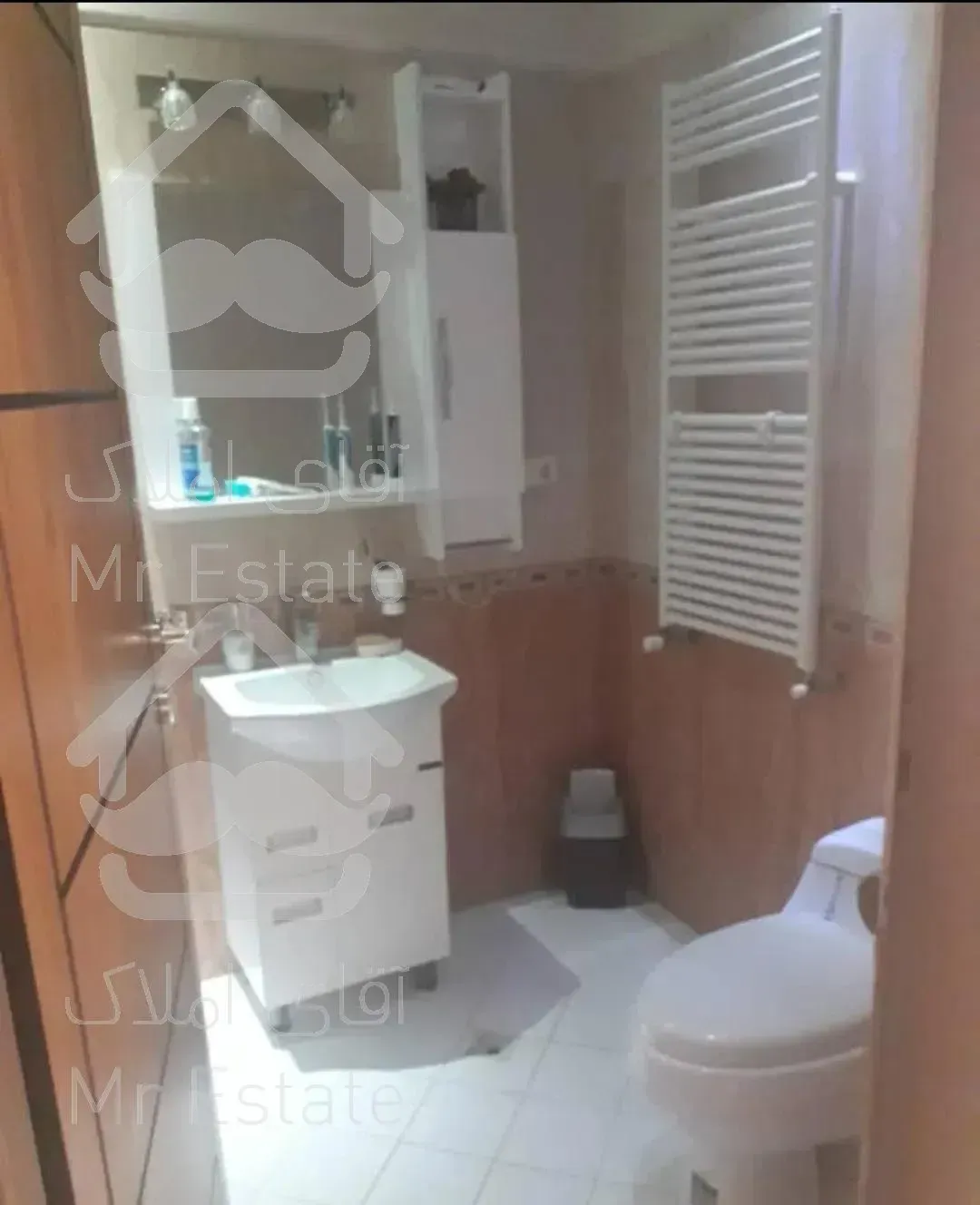 آپارتمان ۱۴۷ متر / زیر ۱۰ سال