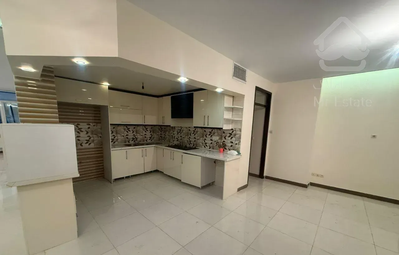 آپارتمان ۱۷۰ متر ۳ خواب / تاپ لوکیشن نیاوران