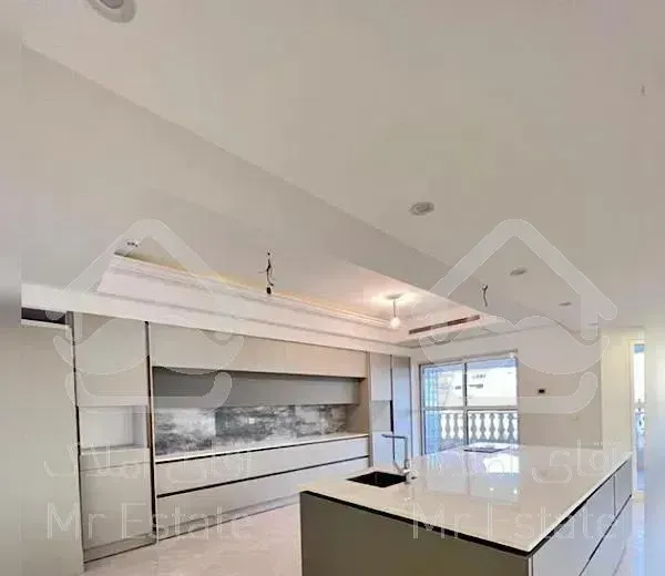 دنج لوکیشن قبا / ۱۷۵ متر ۳ خواب / ۴ ساله تکواحدی