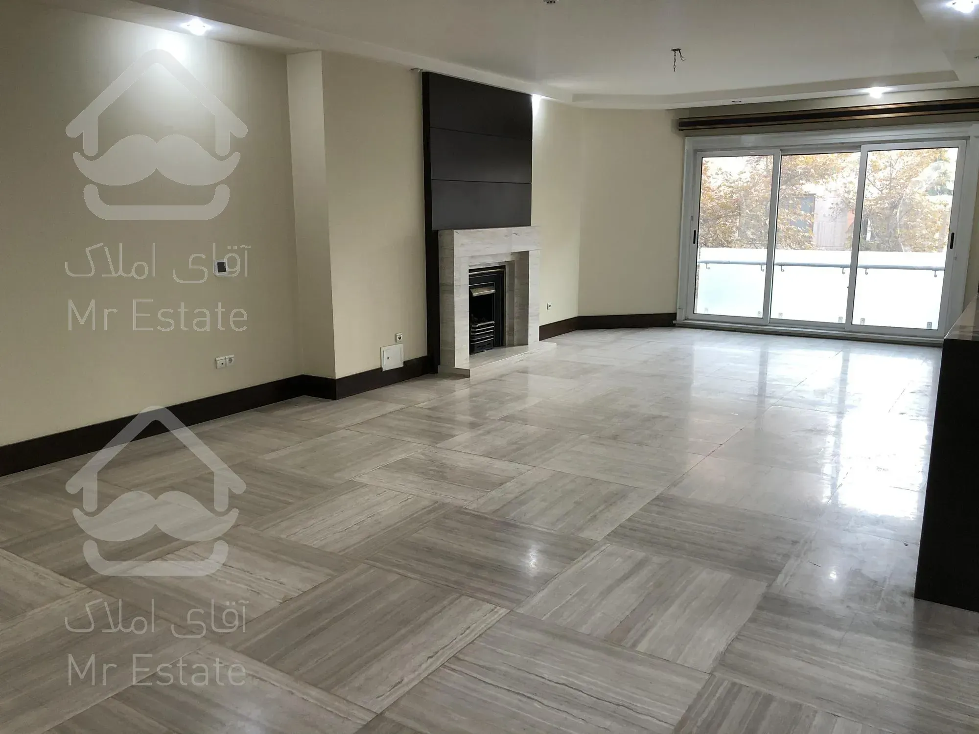 رهن و اجاره آپارتمان ۳۰۰ متری ۴ خوابه فرمانیه فول تک واحدی